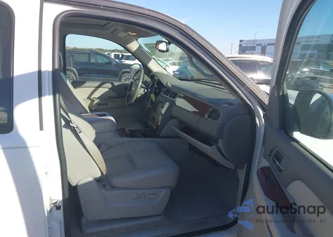 2007 Chevrolet Tahoe Ltz из США, поврежденный, VIN 1GNFK130X7R281517